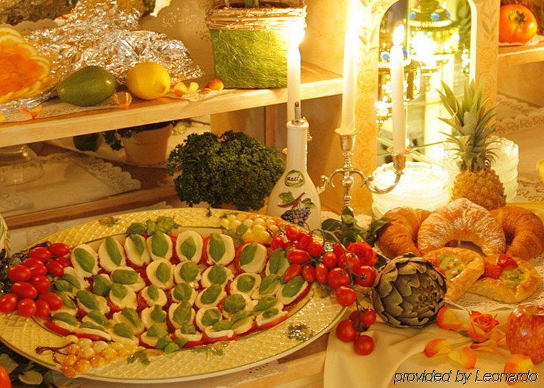 Hotel Deutsches Theater Munich Restaurant photo
